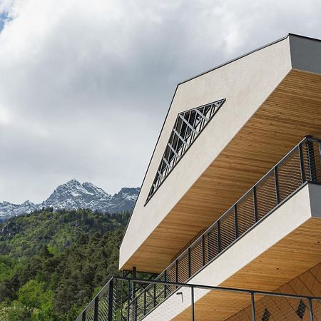Schloss Plars Wine & Suites Lagundo Exteriör bild